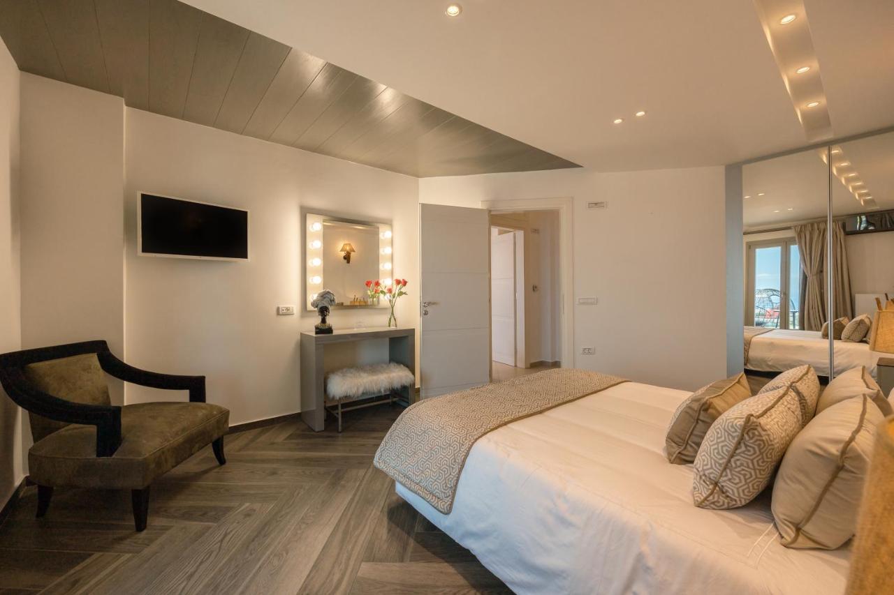 Santorini Grand Luxury Villas Imerovigli  Luaran gambar